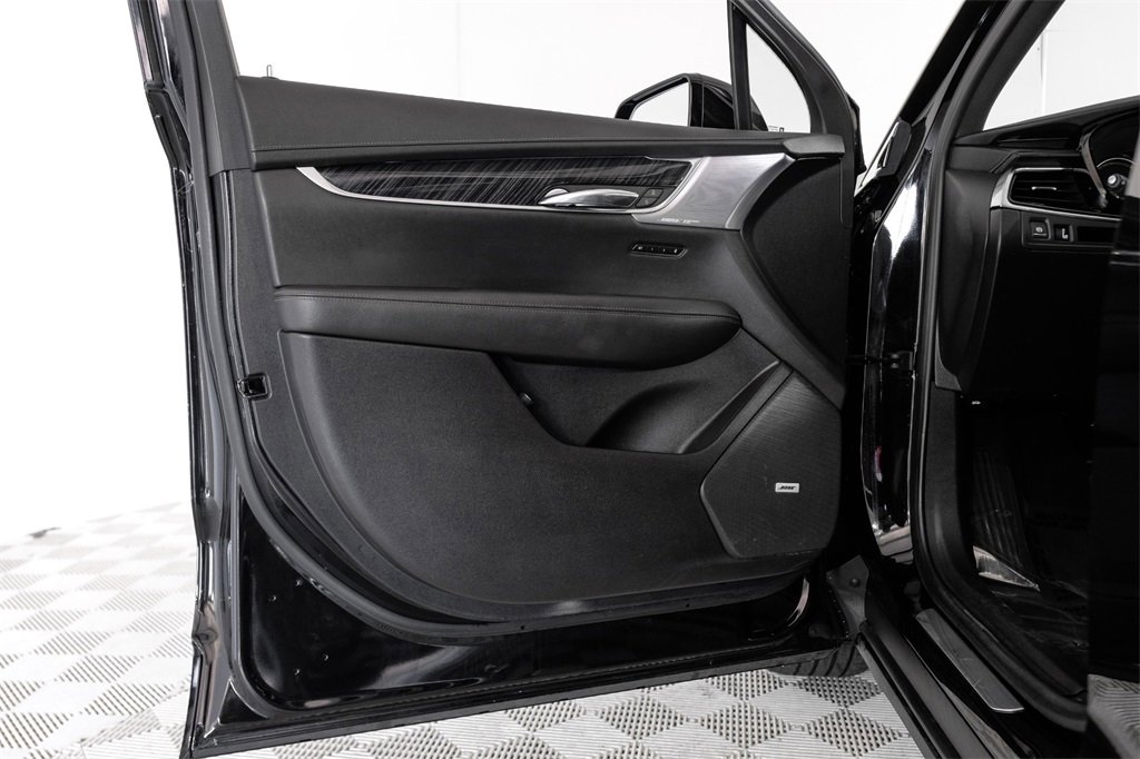 Used 2024 Cadillac XT6 Premium Luxury image 45