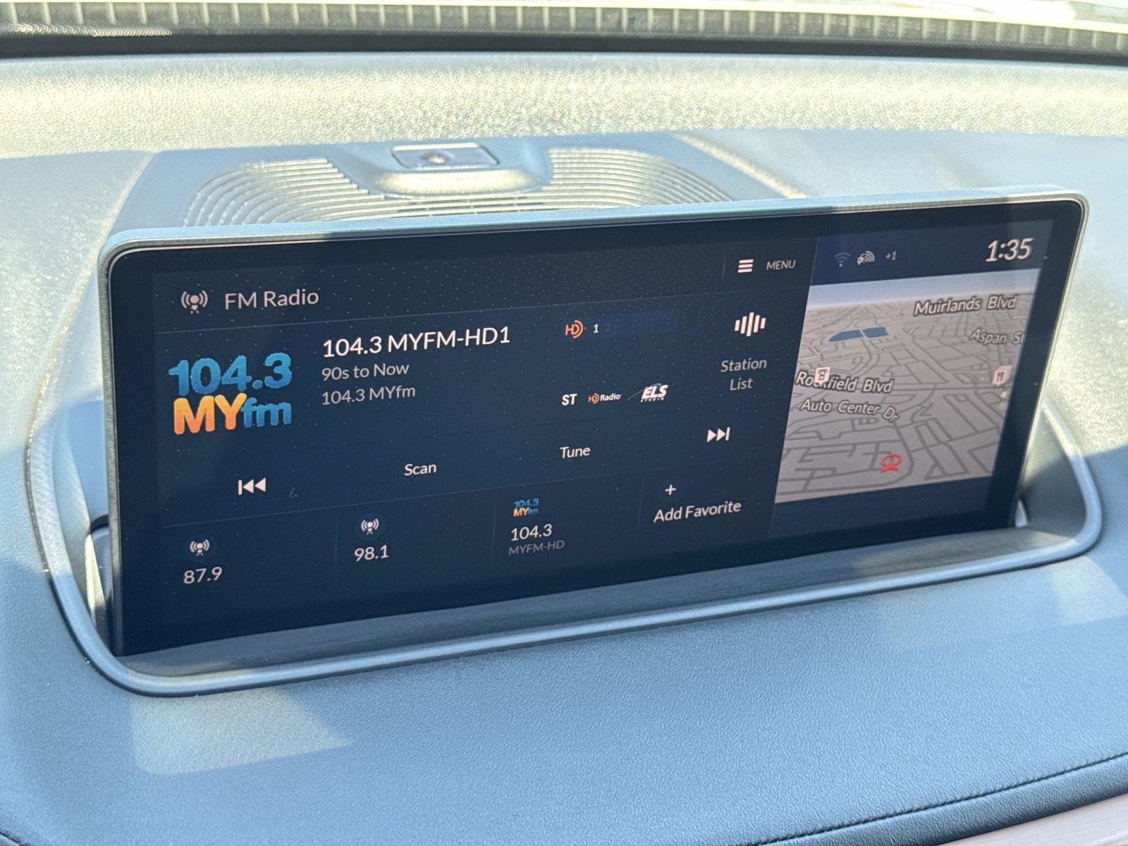 Used 2024 Acura MDX FWD w/ Technology Package image 14