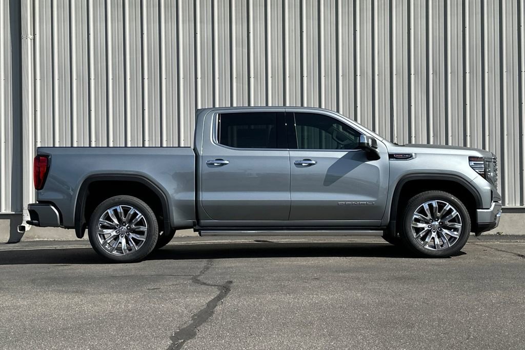New 2025 GMC Sierra 1500 Denali AWD/4WD image 3