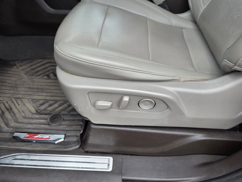 Certified 2022 Chevrolet Silverado 1500 LTZ AWD/4WD image 25
