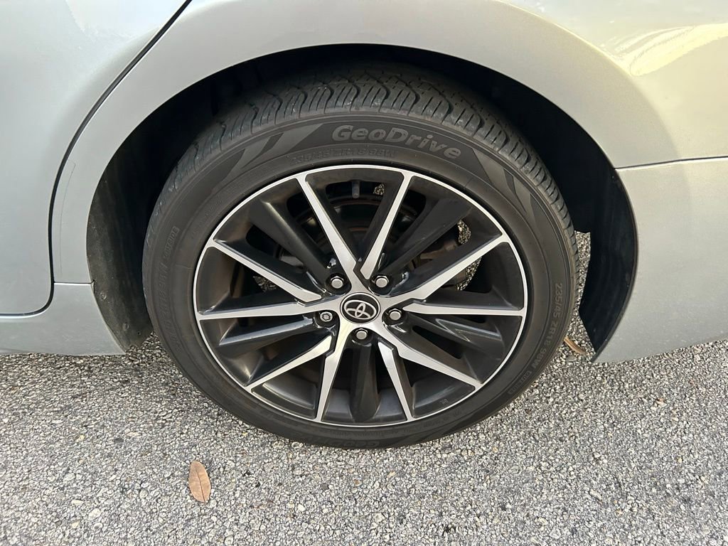 Certified 2022 Toyota Camry SE w/ Carpet Mat Package (TMS) image 9