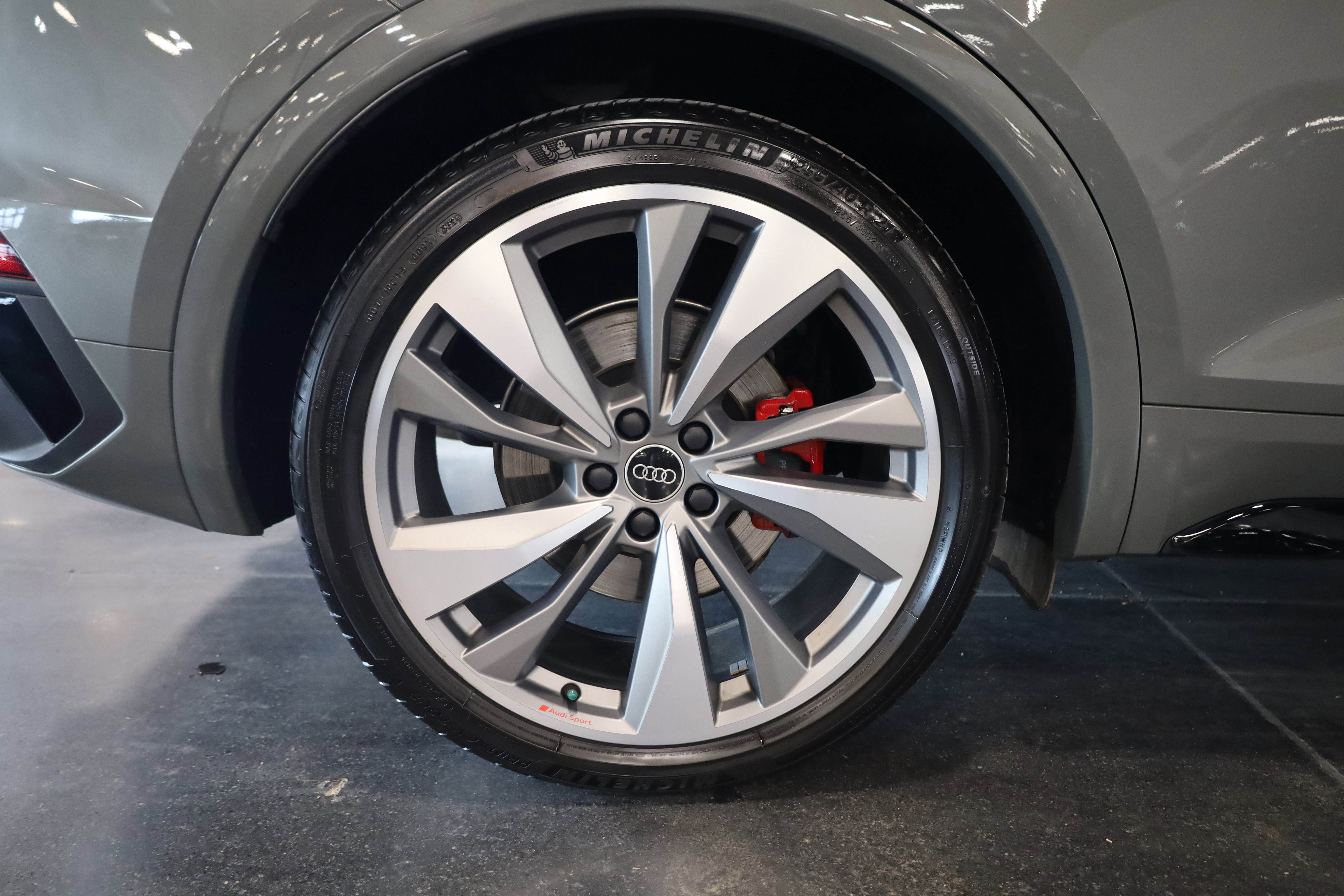 Used 2023 Audi SQ5 Premium Plus image 11