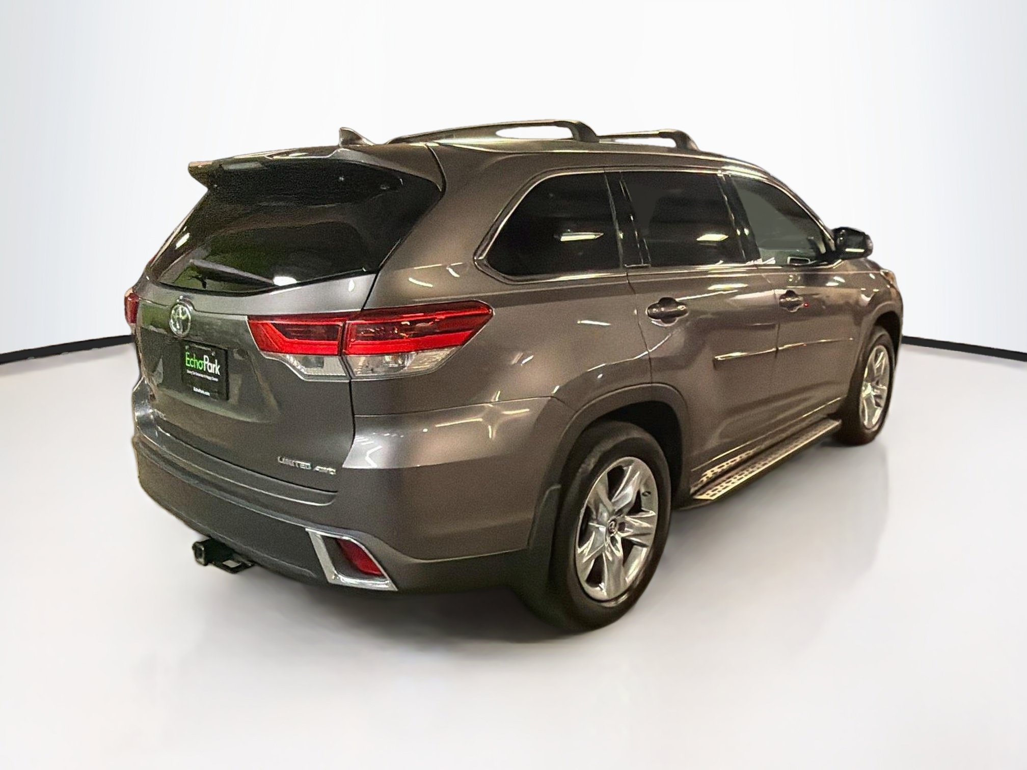 Used 2019 Toyota Highlander Limited AWD/4WD image 9