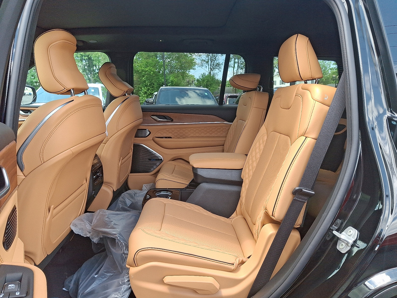 New 2025 Jeep Grand Cherokee L Summit image 7