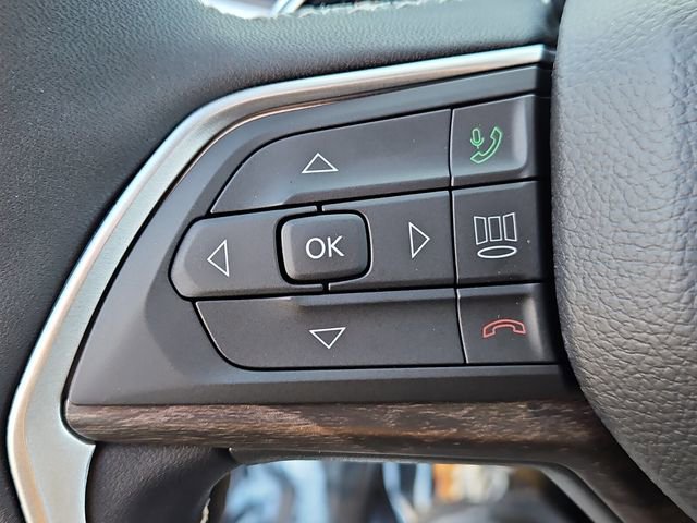 New 2026 Jeep Grand Cherokee Altitude RWD image 23