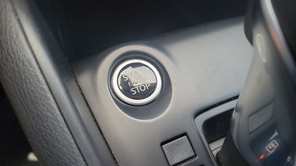 Used 2023 Nissan Kicks S FWD image 25