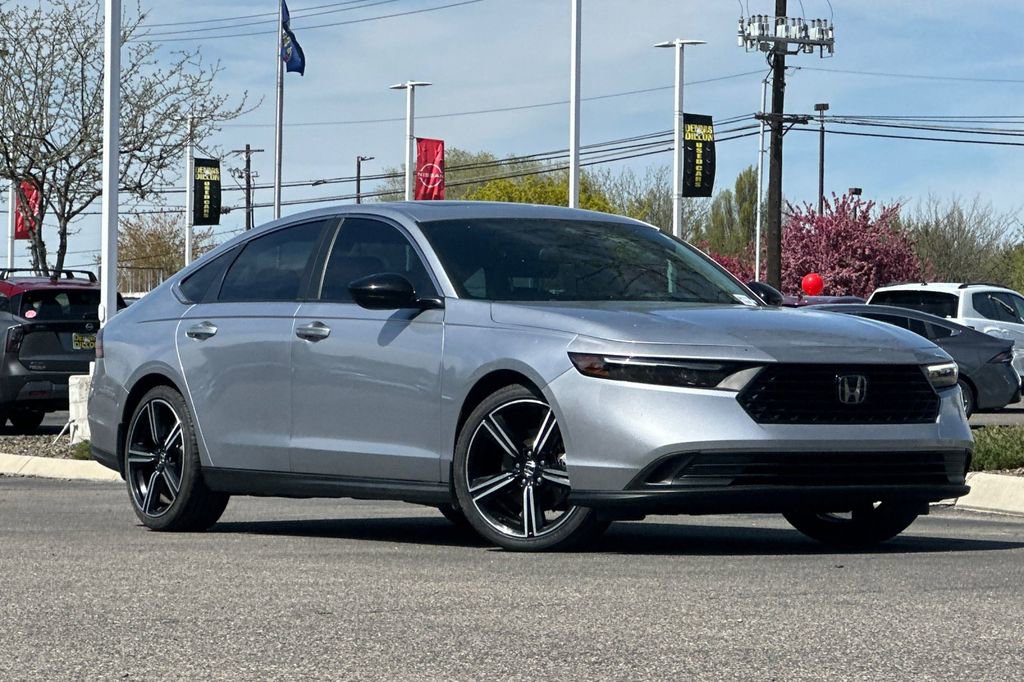 Used 2024 Honda Accord Sport image 1