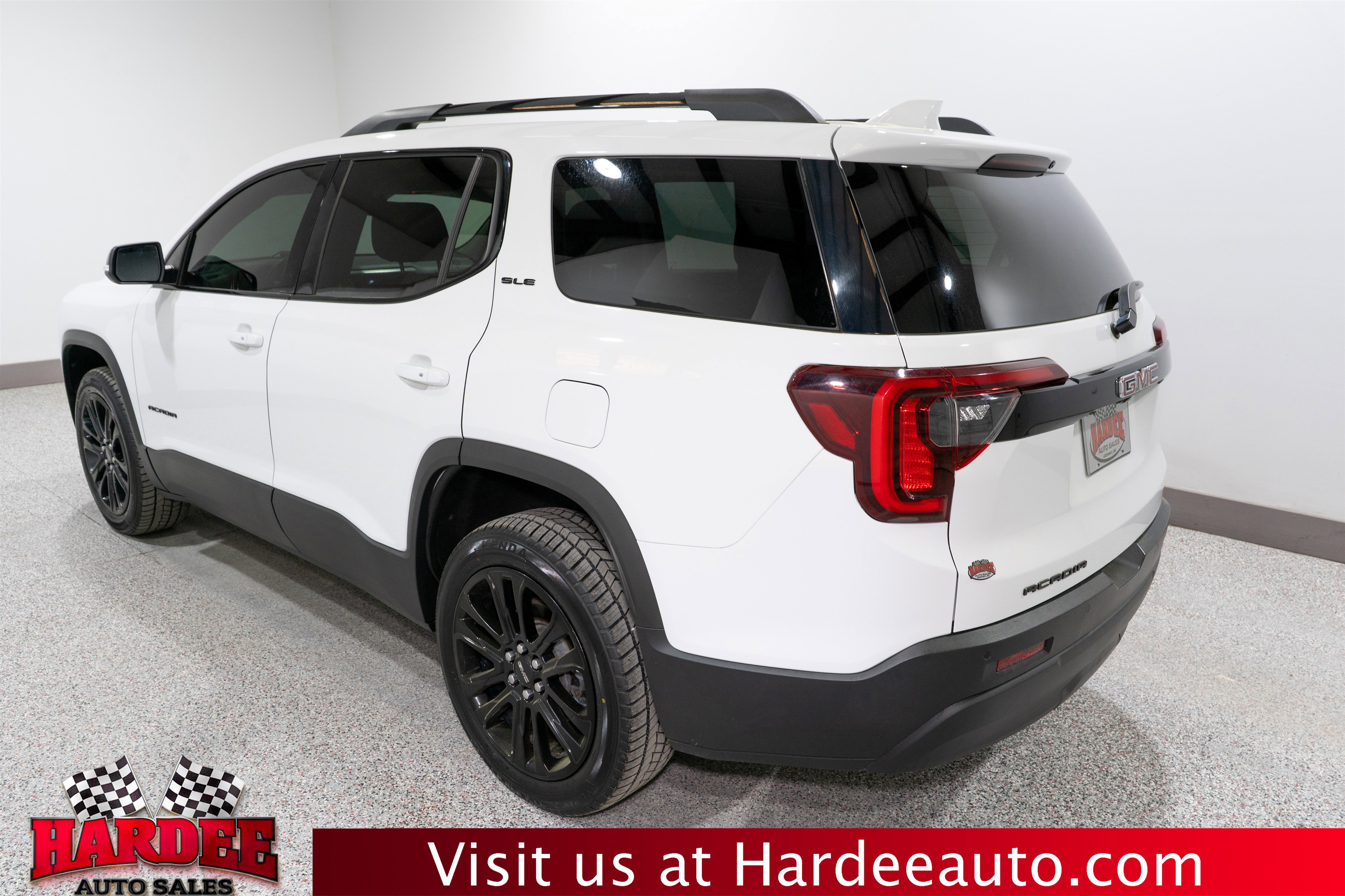 Used 2021 GMC Acadia SLE w/ Elevation Edition image 3