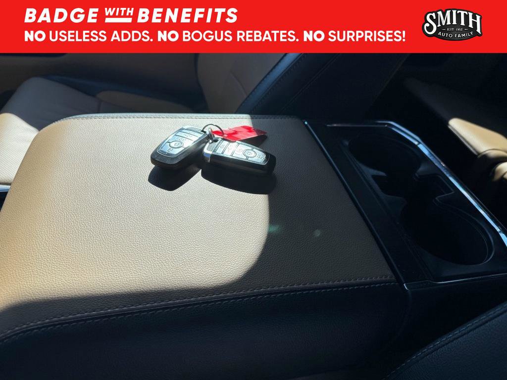 Used 2023 Ford F150 Lariat w/ Trailer Tow Package image 5