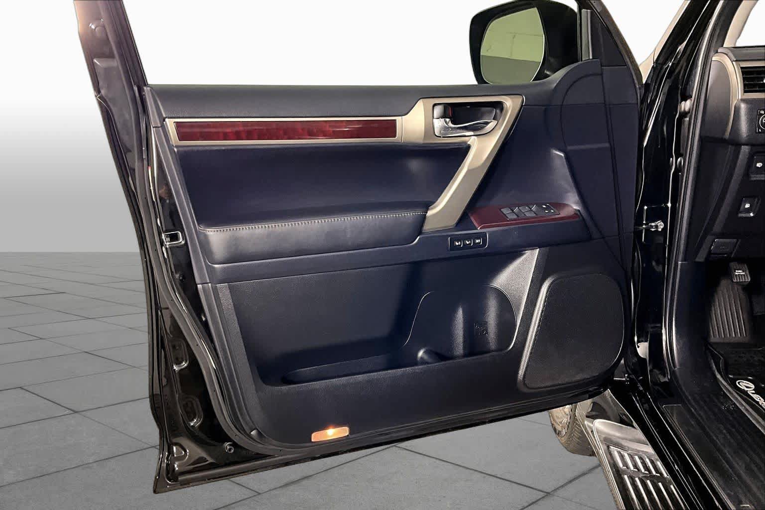 Used 2019 Lexus GX 460 Premium AWD/4WD image 20