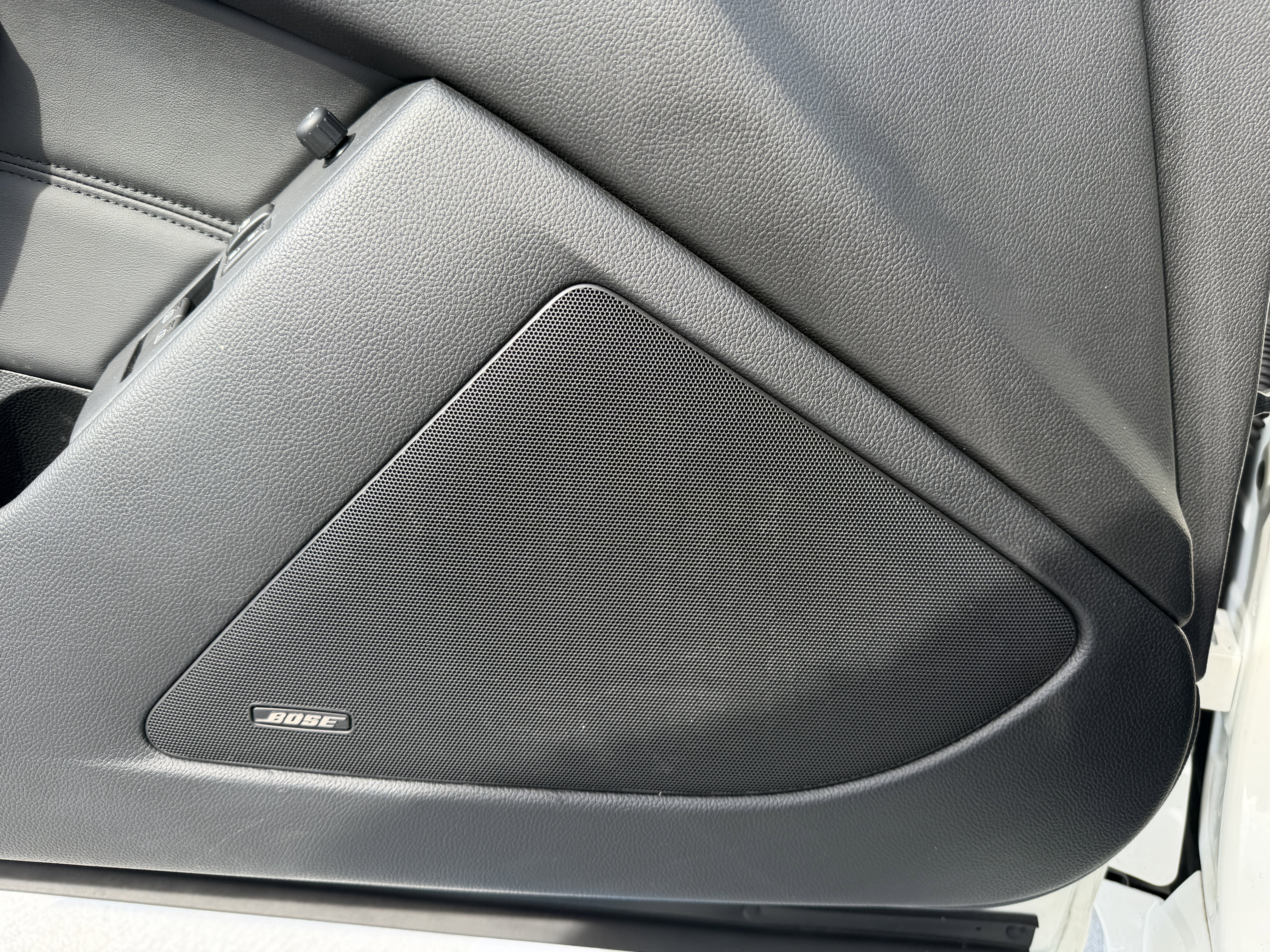 Used 2010 INFINITI G37 Journey w/ Premium Pkg image 14