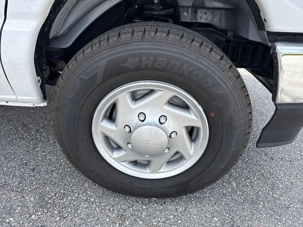 New 2026 Ford E-350 and Econoline 350 Super Duty w/ Power Equipment Group RWD image 10