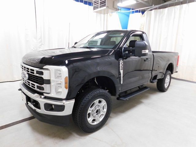 New 2026 Ford F350 XLT w/ FX4 Off-Road Package image 26