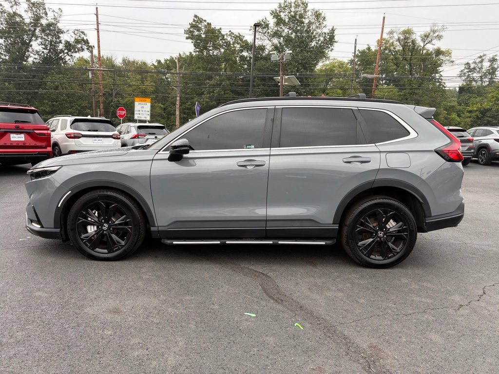 Used 2024 Honda CR-V Sport Touring image 4