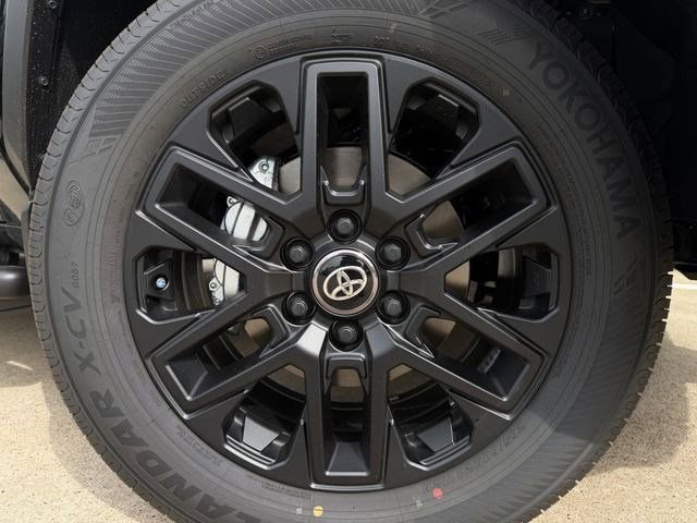New 2026 Toyota Tundra SR5 RWD image 10
