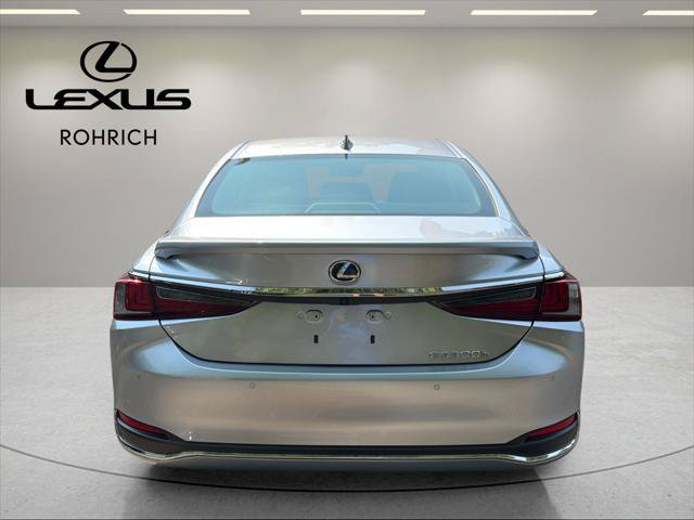 Certified 2024 Lexus ES 300h w/ Premium Package FWD image 10