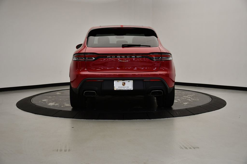 Used 2025 Porsche Macan Turbo image 4