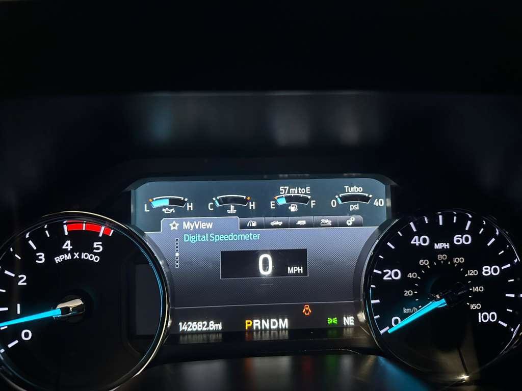 Used 2022 Ford F250 Lariat w/ Lariat Value Package AWD/4WD image 14