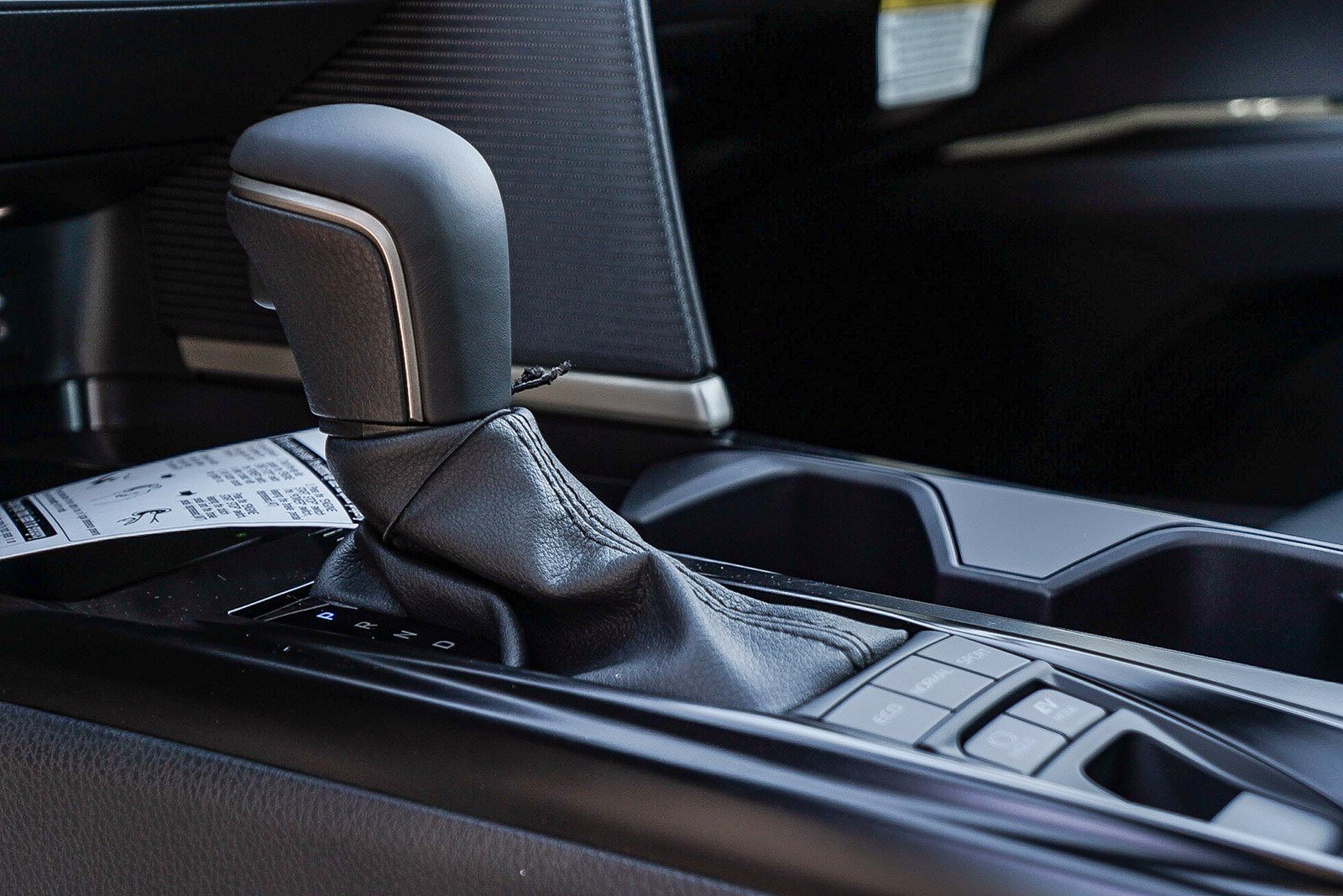 New 2026 Toyota Camry SE FWD image 19