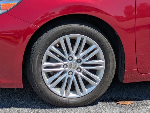 Used 2015 Lexus ES 350 w/ Luxury Package image 14