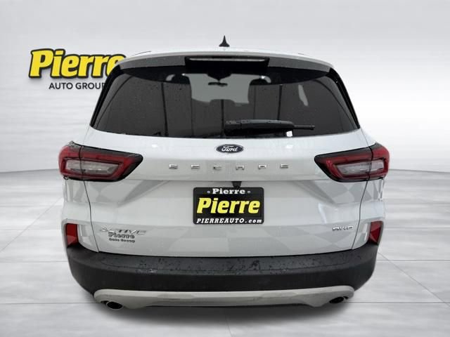 Used 2025 Ford Escape Active AWD/4WD image 3