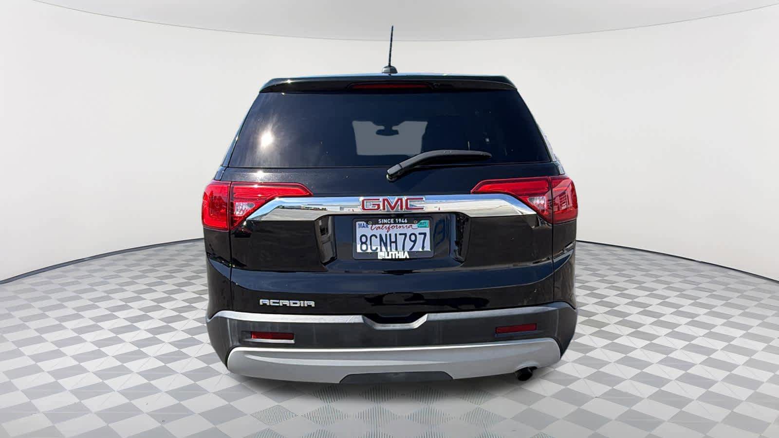Used 2018 GMC Acadia SLE FWD image 6