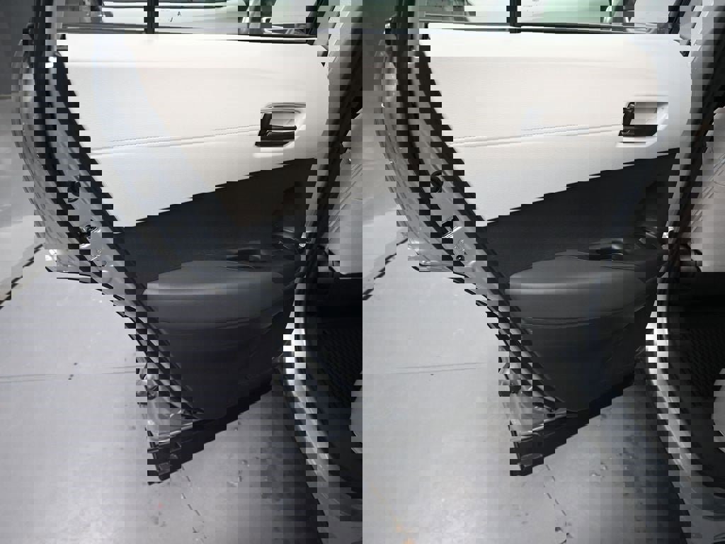 New 2026 Toyota Corolla Cross L image 29