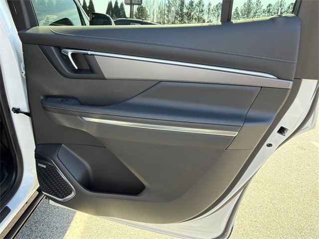 Used 2025 Buick Enclave Sport Touring image 16