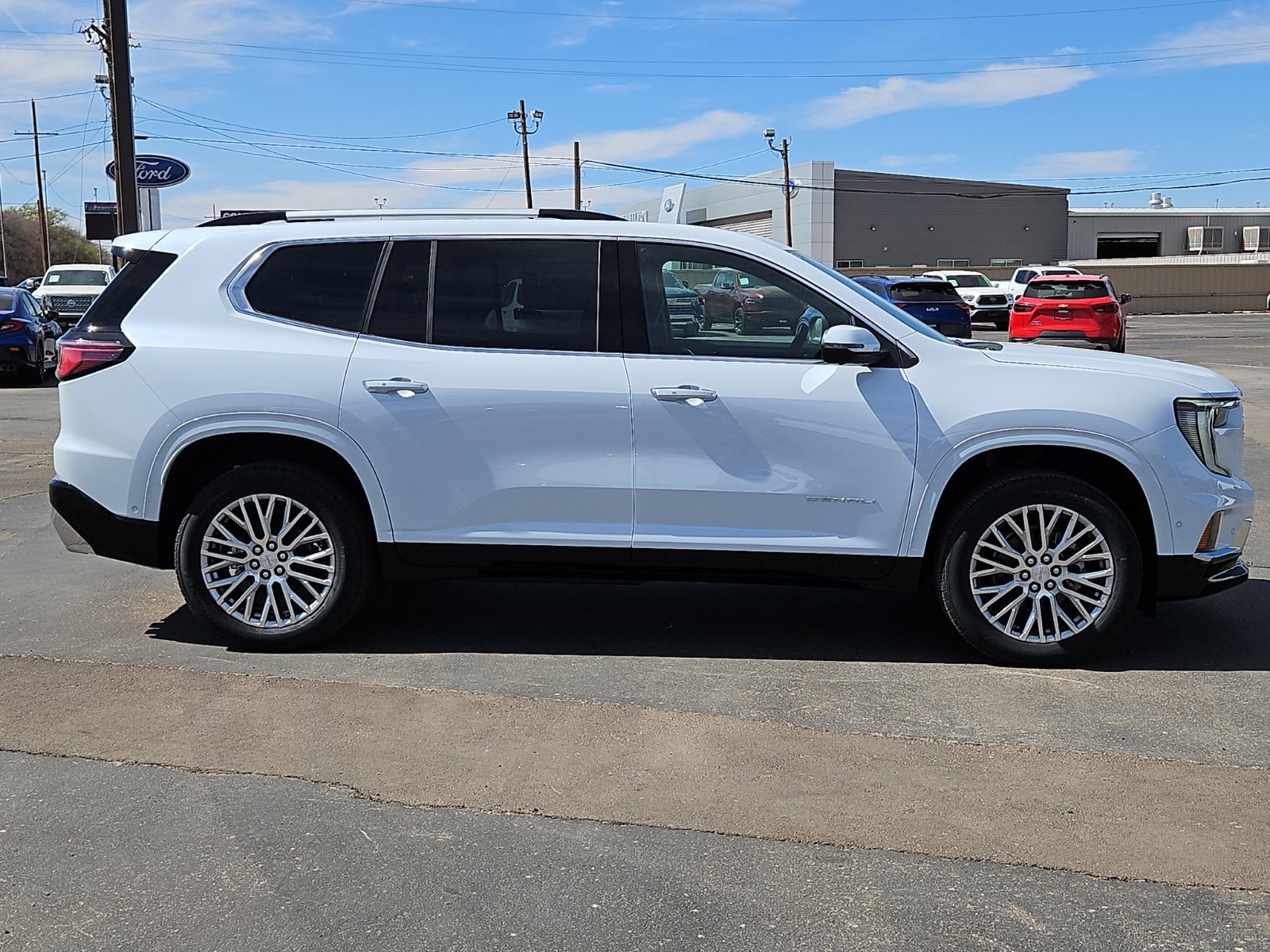 New 2026 GMC Acadia Denali w/ Super Cruise Package image 4