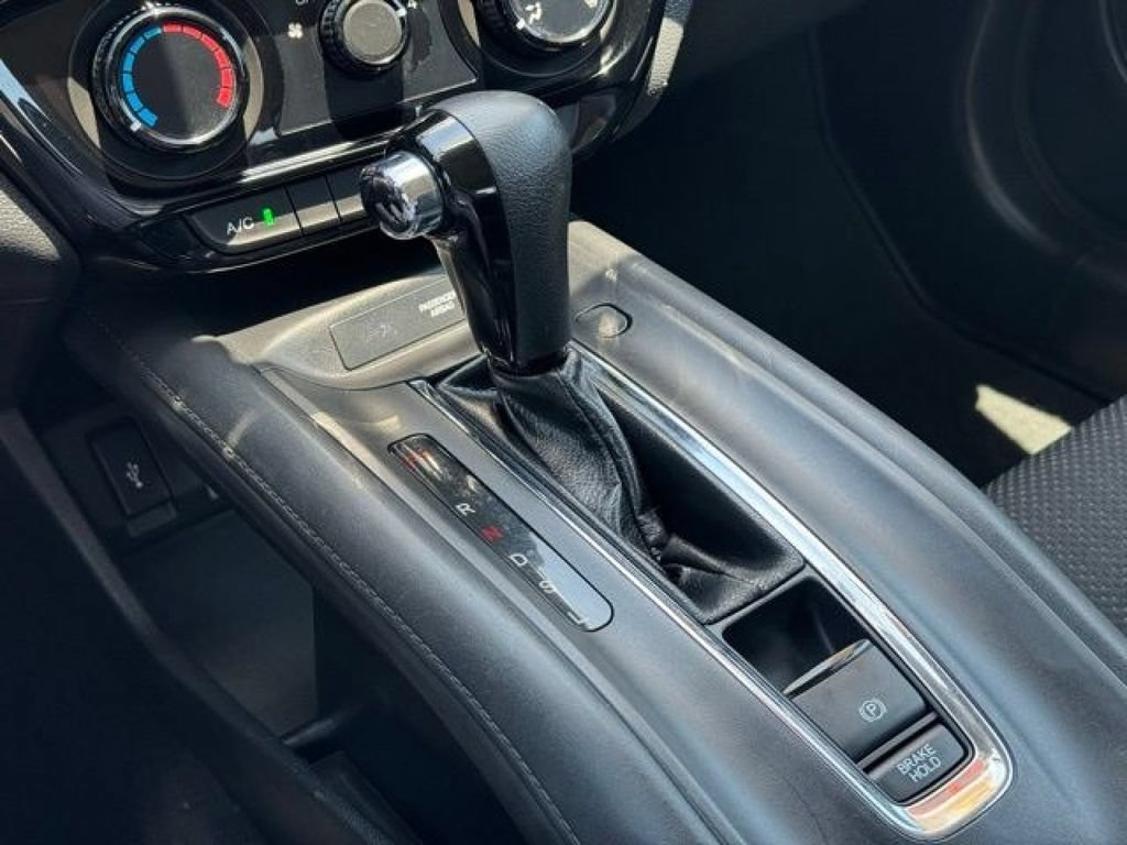 Used 2016 Honda HR-V LX image 19