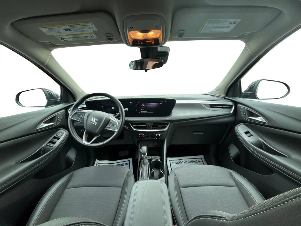 Used 2024 Buick Encore GX Preferred AWD/4WD image 17
