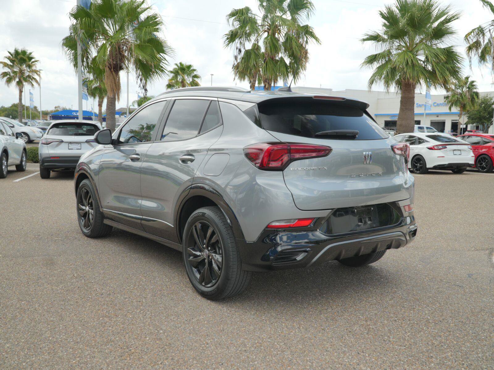 Used 2025 Buick Encore GX Sport Touring FWD image 7