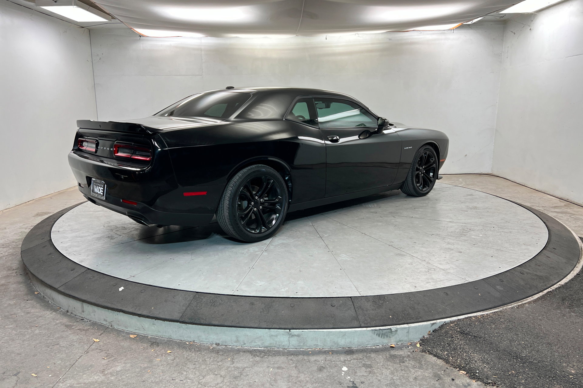 Certified 2022 Dodge Challenger R/T image 5