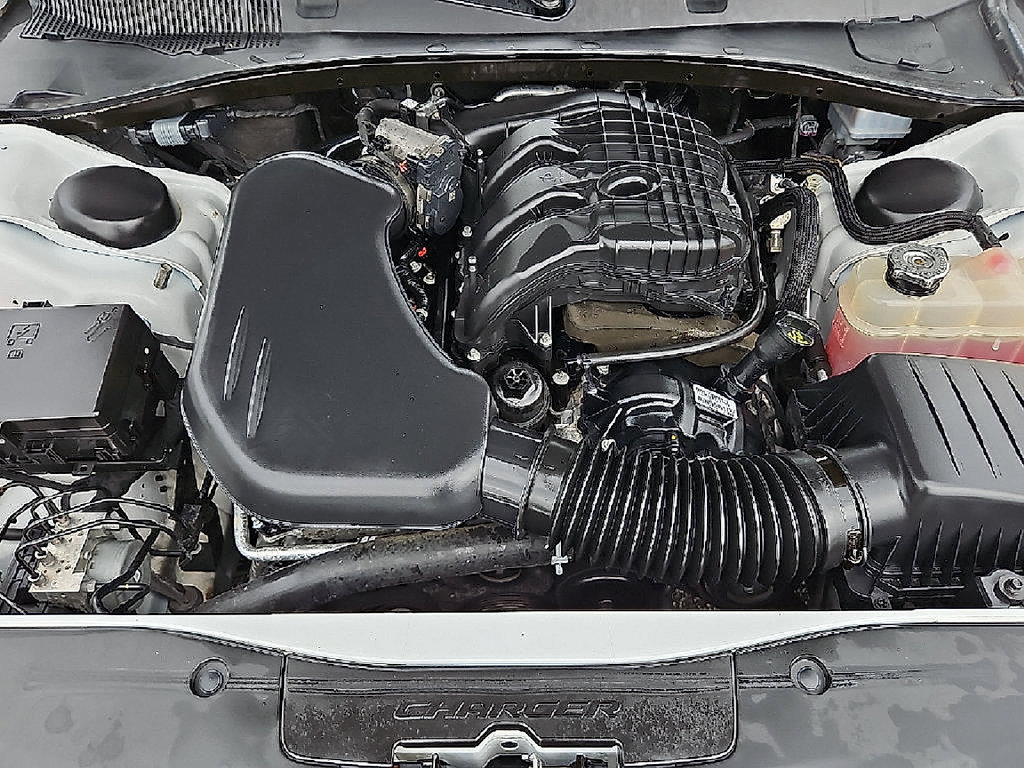 Certified 2023 Dodge Charger GT RWD image 31