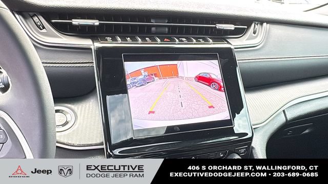 Used 2023 Jeep Grand Cherokee L Laredo AWD/4WD image 19