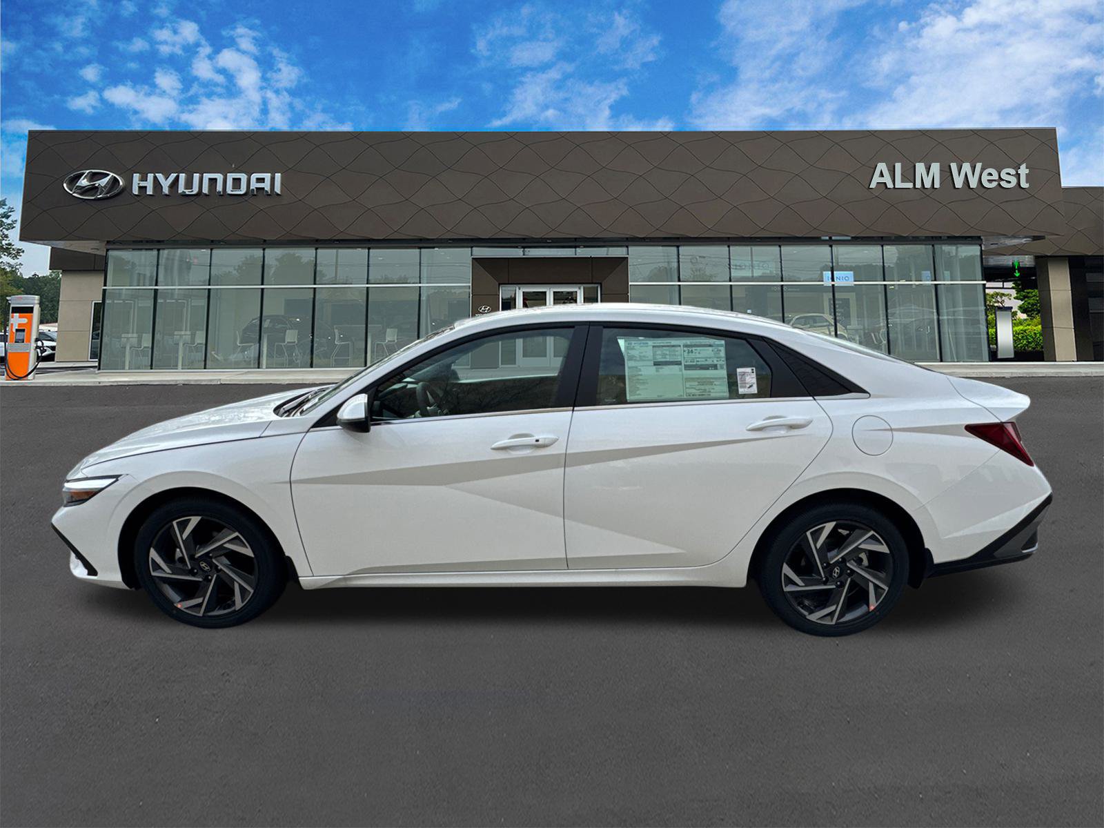 New 2026 Hyundai Elantra Limited FWD image 9