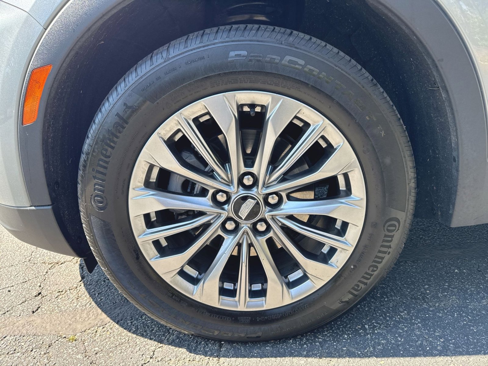 Used 2024 Cadillac XT4 Premium Luxury w/ Active Safety Package image 7