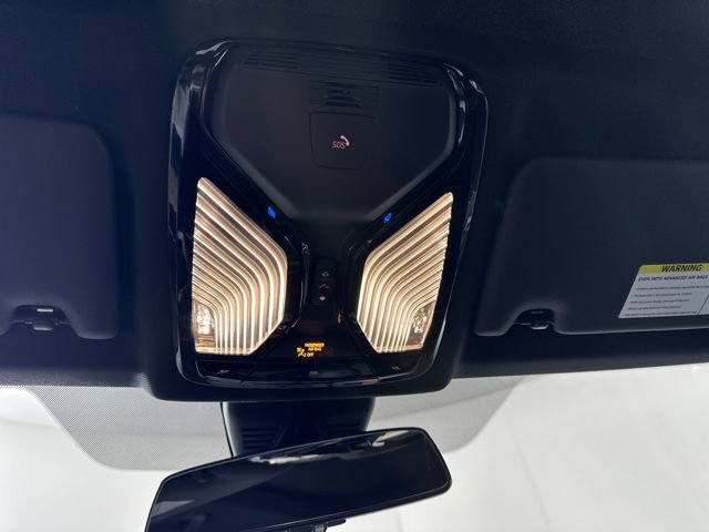 Used 2021 BMW 330e xDrive w/ Convenience Package image 23