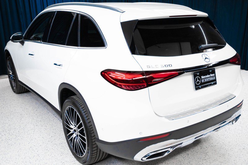 New 2026 Mercedes-Benz GLC 300 image 6