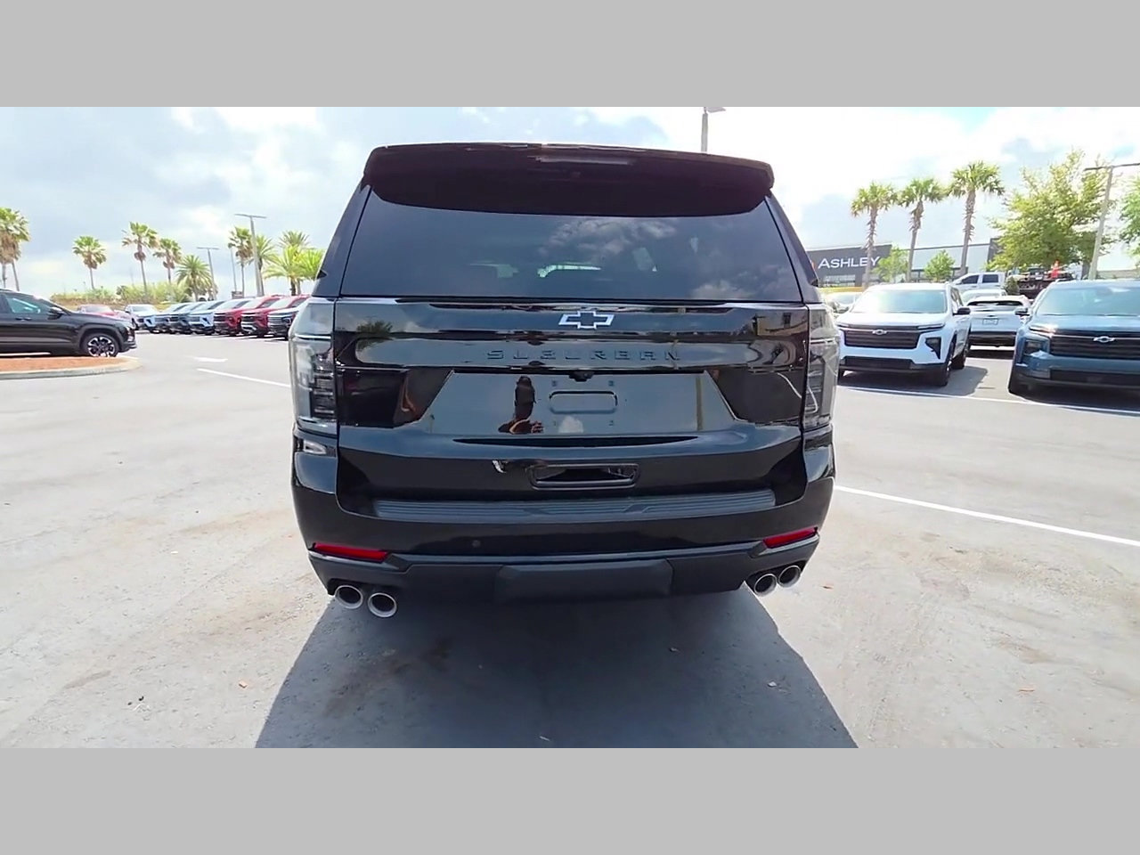 New 2026 Chevrolet Suburban Z71 w/ Comfort Package image 19