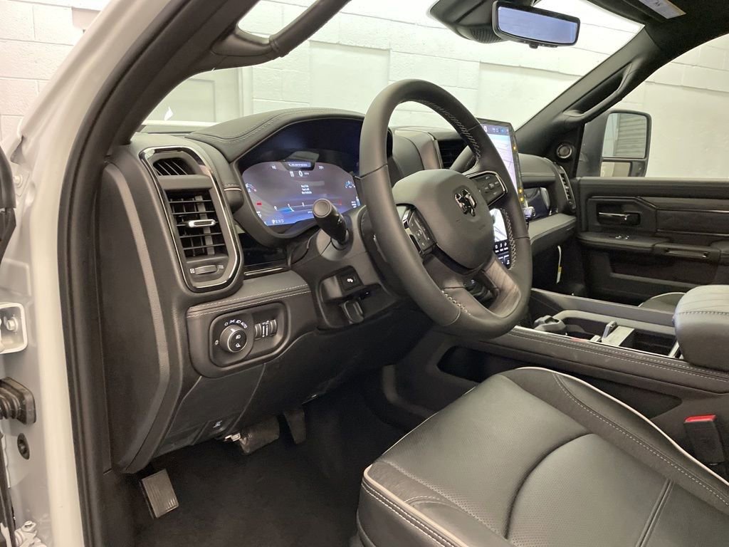 New 2026 RAM 2500 Limited AWD/4WD image 22