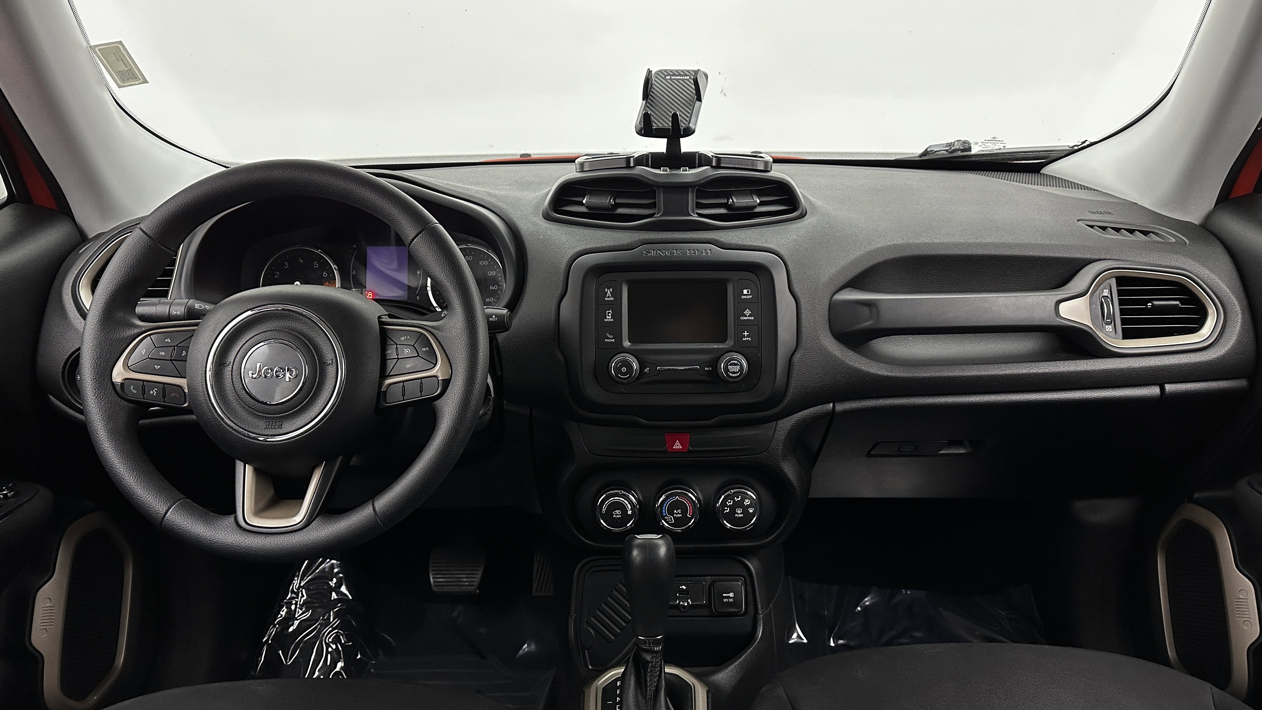 Used 2016 Jeep Renegade Sport w/ Power & Air Group image 23