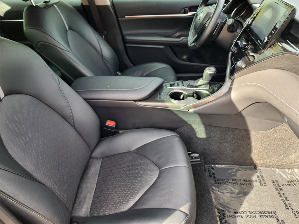 Used 2024 Toyota Camry XSE image 13