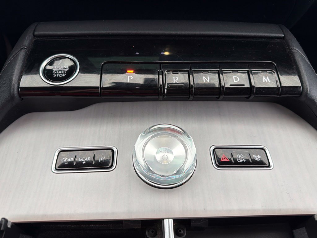 Used 2025 Lincoln Navigator L Reserve AWD/4WD image 44