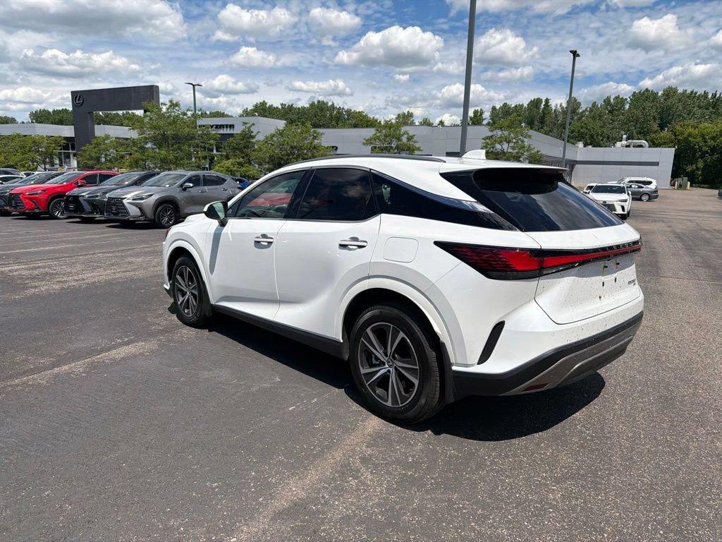 Used 2024 Lexus RX 350 Premium w/ Accessory Package (Z1) AWD/4WD image 40