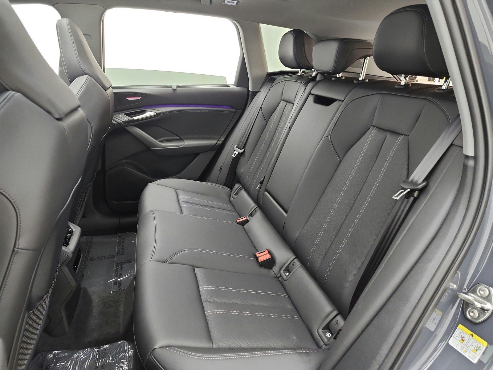 Used 2025 Audi Q6 e-tron Prestige w/ Black Warm Weather Package AWD/4WD image 15