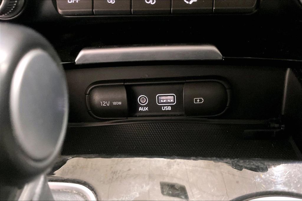 Used 2018 Kia Stinger Premium RWD image 31