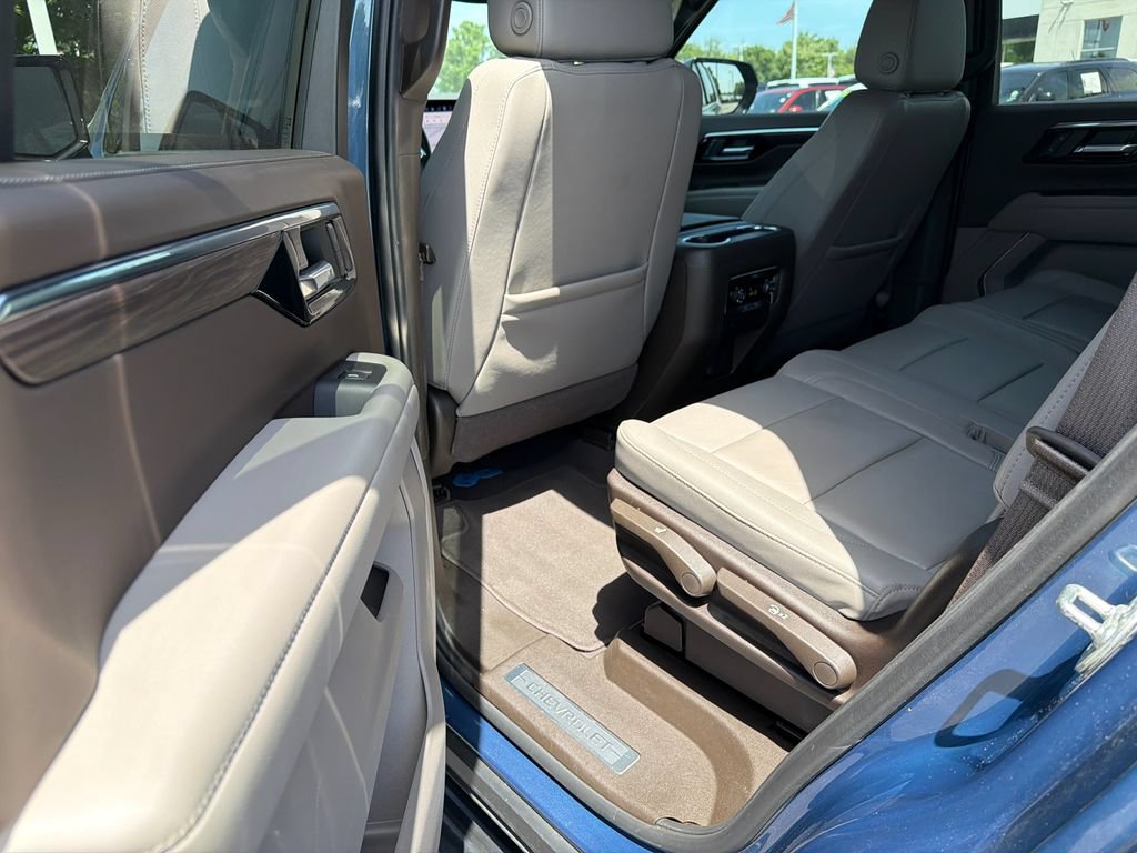 Used 2025 Chevrolet Tahoe LT AWD/4WD image 14