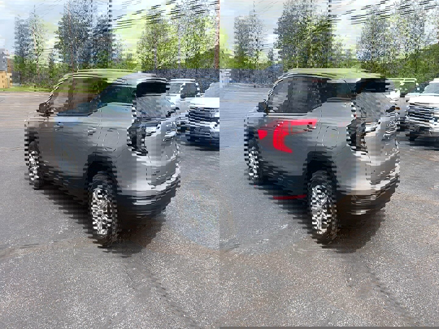 Used 2023 GMC Terrain SLE image 7