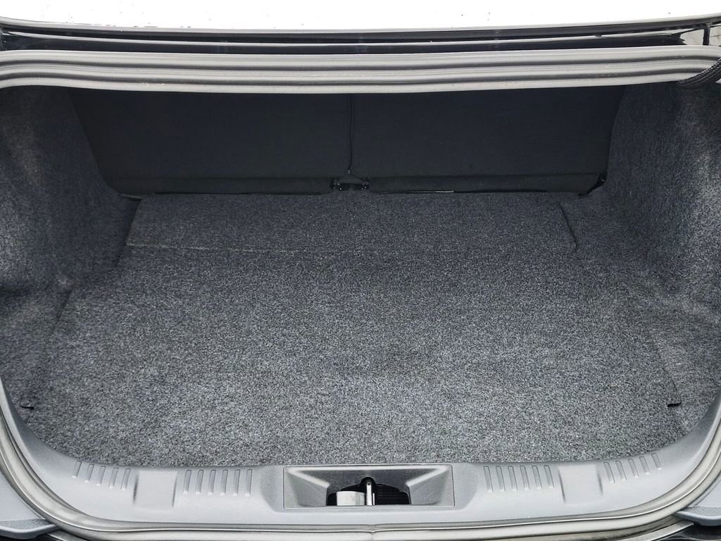 Used 2024 Ford Mustang GT RWD image 25